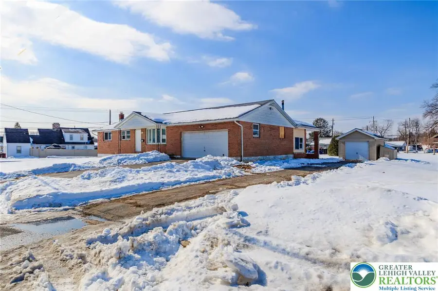 4102 Lehigh Street, Egypt, PA 18052 - #3