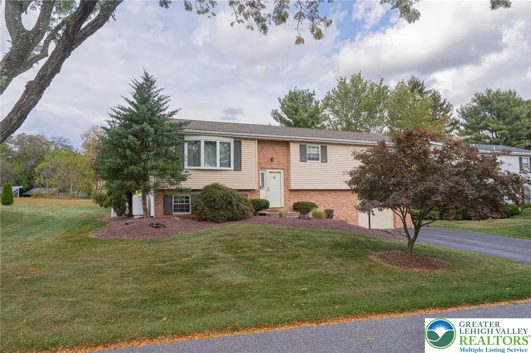 5154 Shawnee Boulevard, Schnecksville, PA 18078 - #1