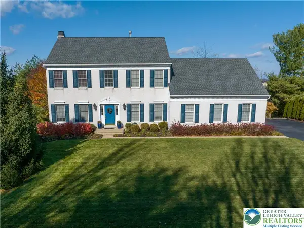 3707 Oakwood Trail, Allentown, PA 18103