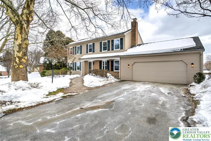 7908 Woodsbluff Run, Fogelsville, PA 18051 - #2