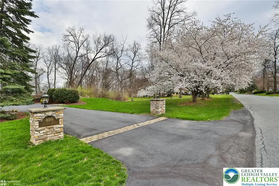 409 Colver Road, Bushkill, PA 18064 - #3
