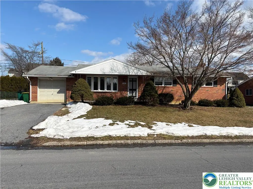 1315 Oak Drive, Macungie, PA 18062 - #1