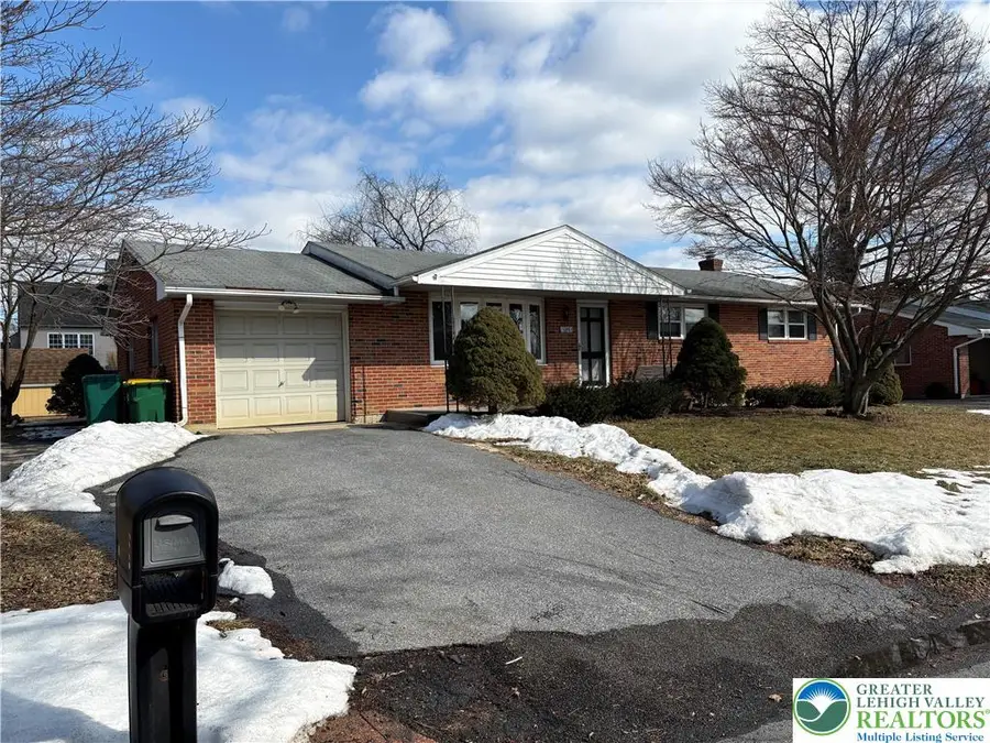 1315 Oak Drive, Macungie, PA 18062 - #3