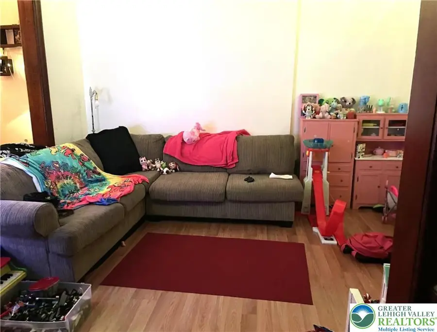 913 N High Street, Bethlehem, PA 18018 - #3