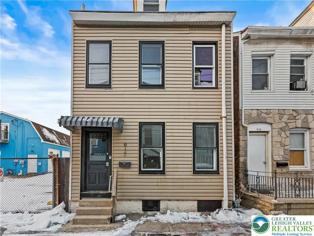 917 Spruce Street, Easton, PA 18042 - #1