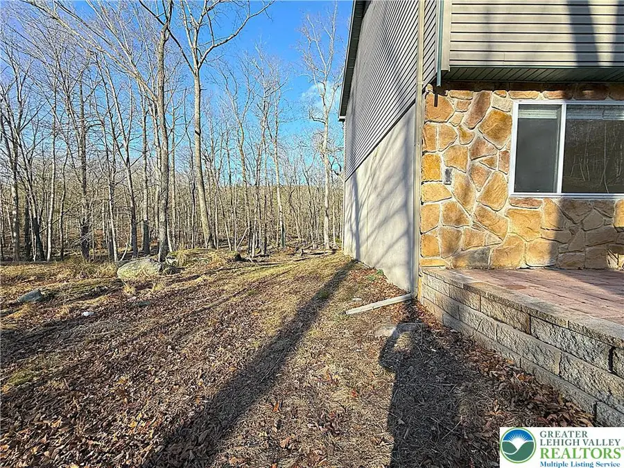 6486 Decker Road, Saw Creek, PA 18324 - #2