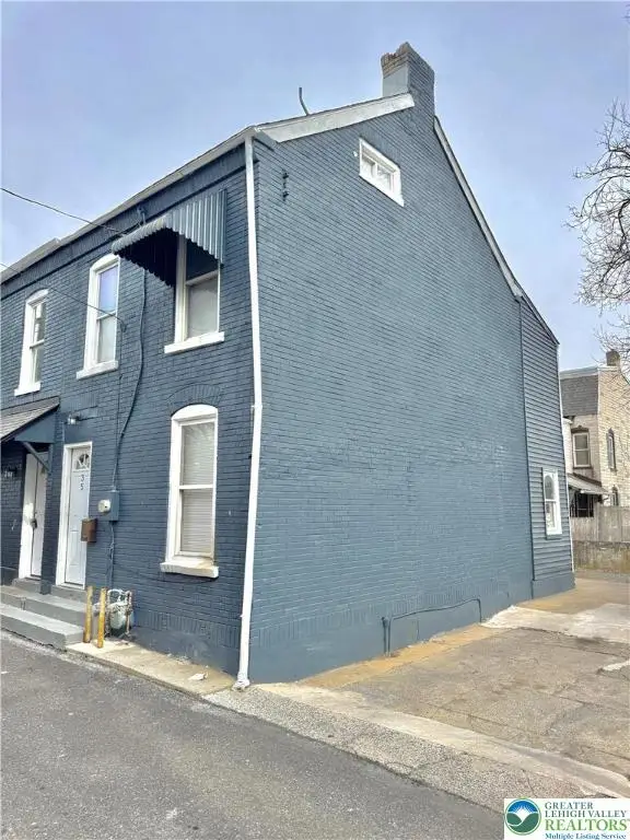 35 Spruce Street, Allentown, PA 18101 - #3