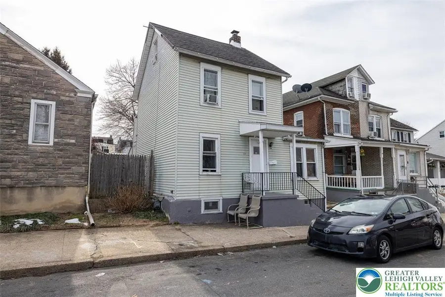 334 E Walnut Street E, Allentown, PA 18109 - #3