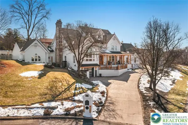 2230 Greenwood Road, Salisbury Twp, PA 18103