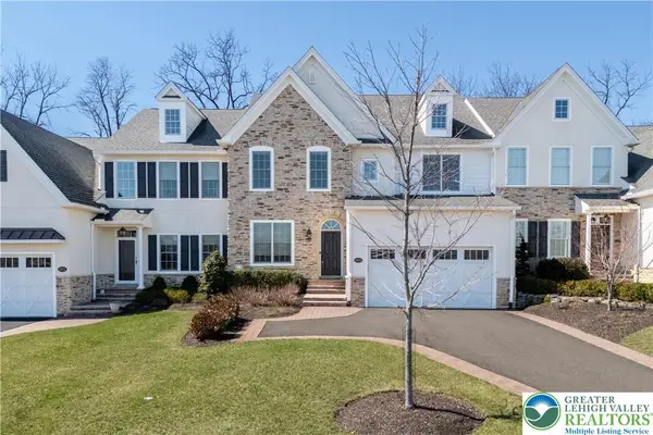 1970 Carriage Knoll Drive, Bethlehem City, PA 18015