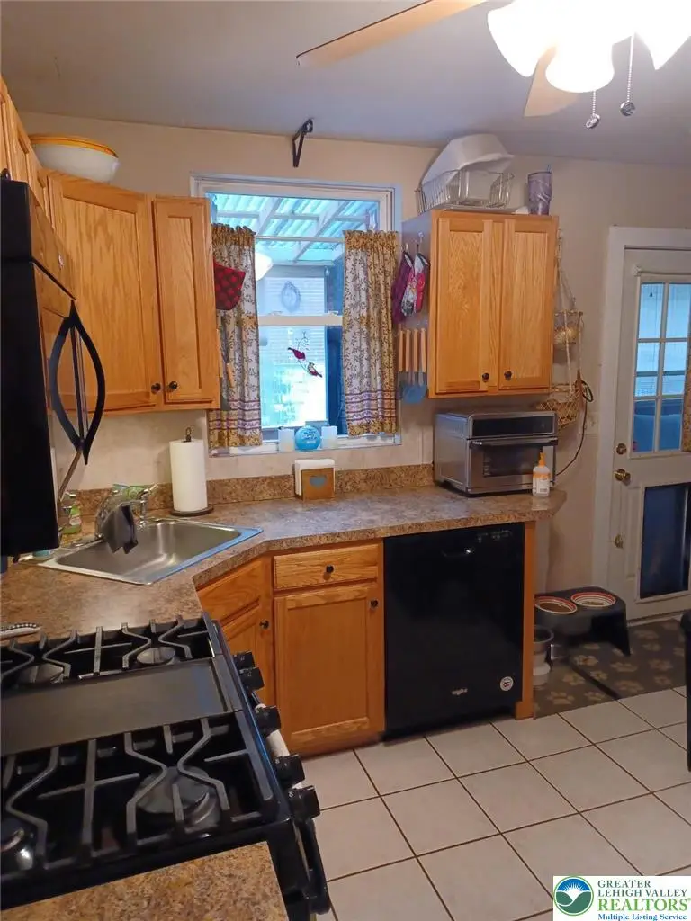 2543 S Law, Allentown, PA 18103 - #3