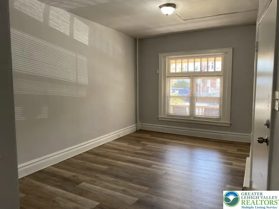 917 7th Street, Allentown, PA 18102 - #3