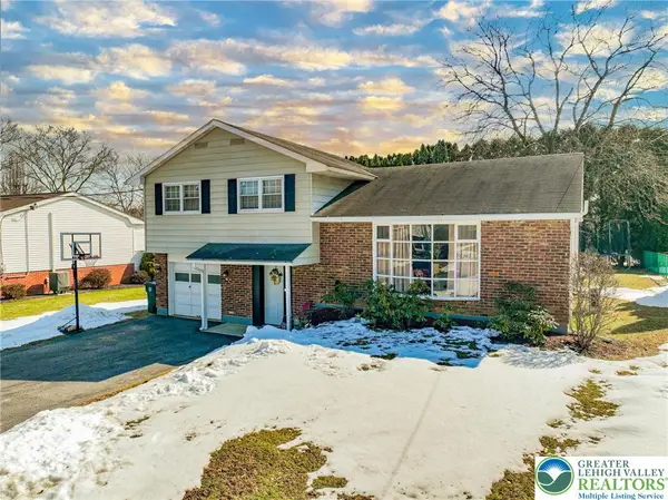 152 Jonathan Drive, Palmer Twp, PA 18045