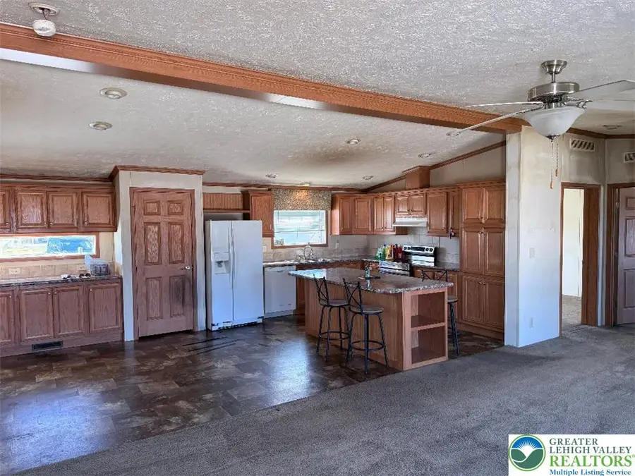 1190 Grange Road #A1, Lower Macungie, PA 18106 - #3