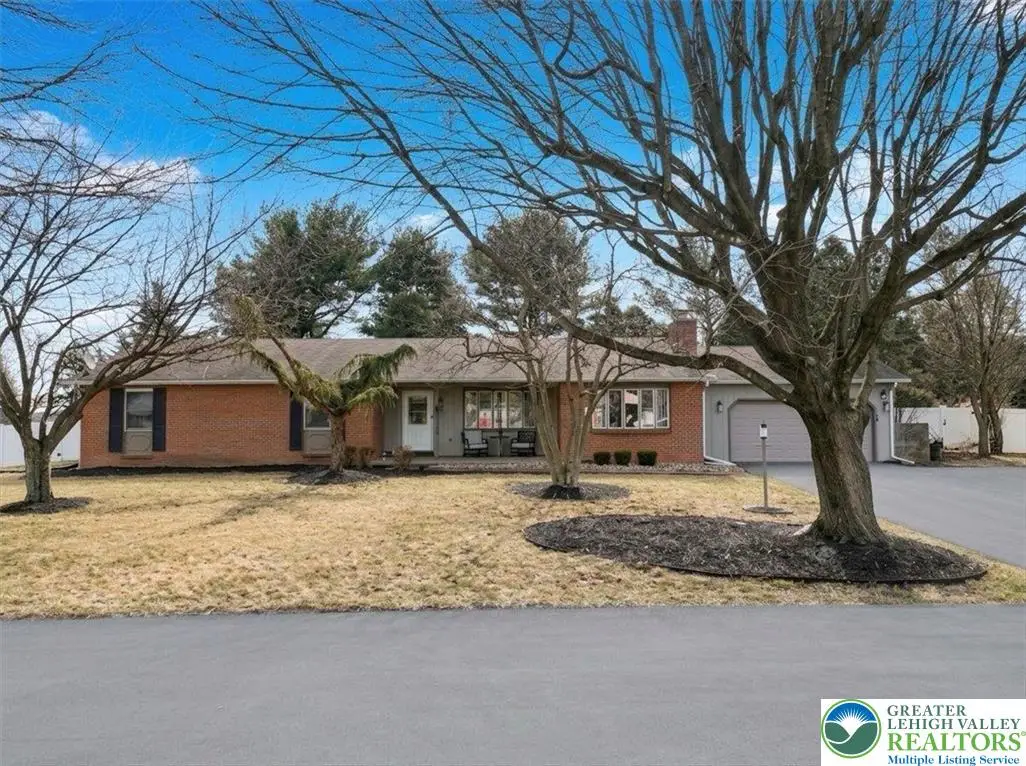 5429 Curtis Drive, North Whitehall, PA 18078 - #1