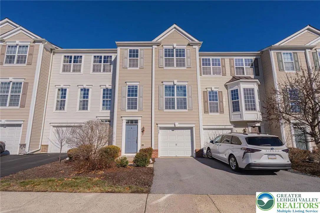 5207 Chandler Way, South Whitehall, PA 18069 - #1