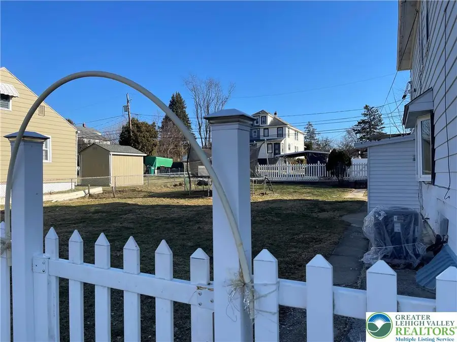 512 Forrest Avenue, Bethlehem, PA 18017 - #2