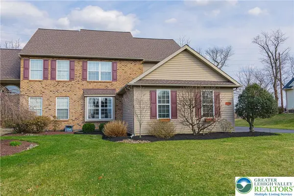2161 Woodridge Drive, Lower Macungie Twp, PA 18062