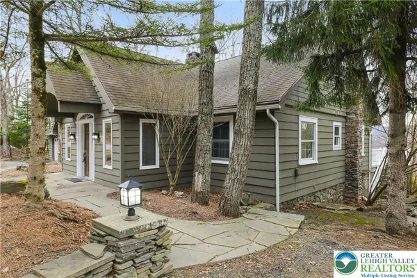 2135 Laurel Road, Barrett Twp, PA 18323