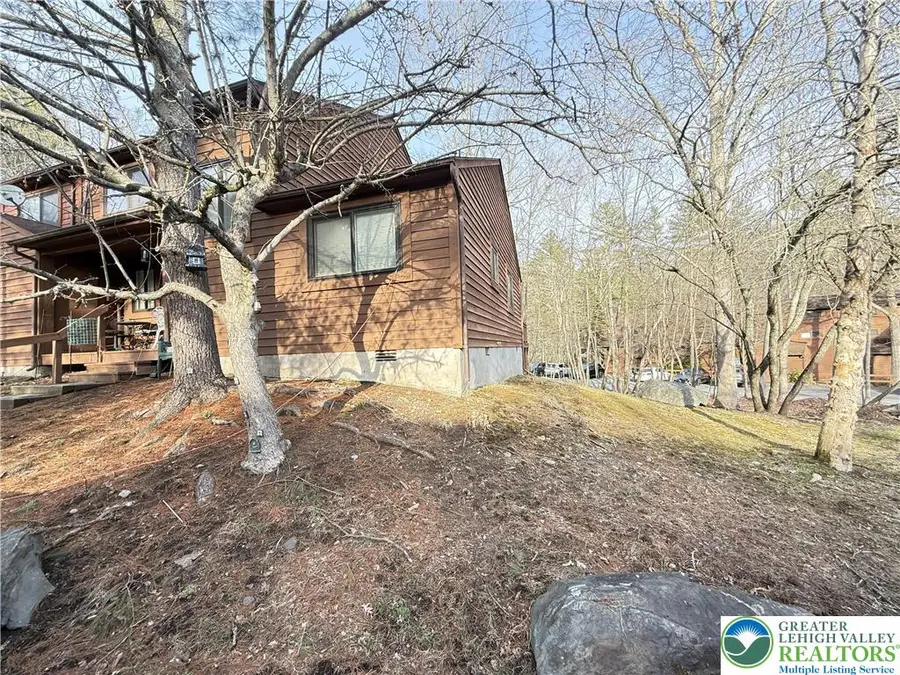524 Wales Court, Saw Creek, PA 18324 - #2