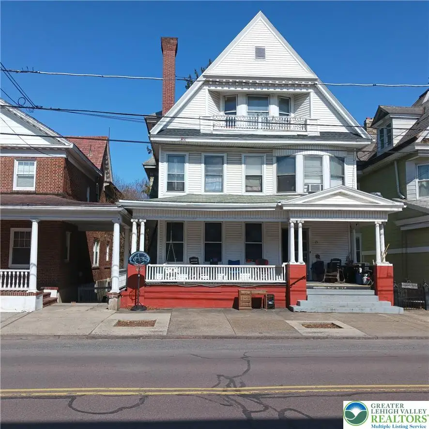 15 East Avenue, Mount Carmel, PA 17851 - #1