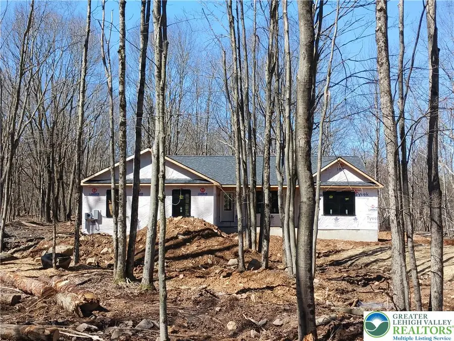 Winter Court, Pocono Summit, PA 18334 - #3