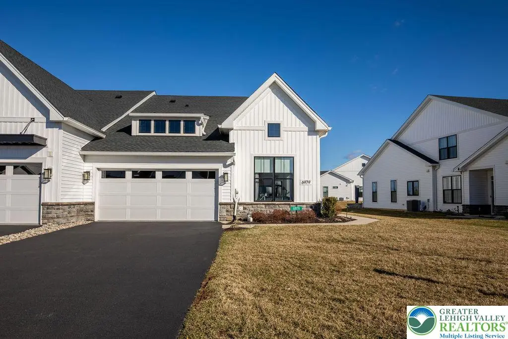 6979 Pine Lane, Moore, PA 18014 - #1