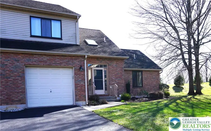 3208 Oakland Square Drive, Bethlehem, PA 18020 - #3