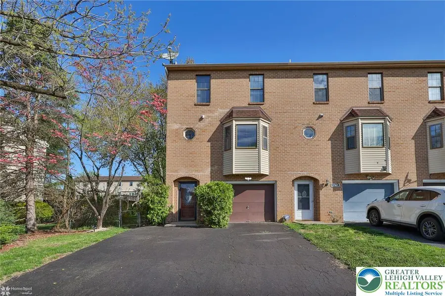 2559 Madison Avenue, Bethlehem, PA 18017 - #2