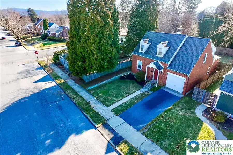 2109 Kemmerer Street, Bethlehem, PA 18017 - #2