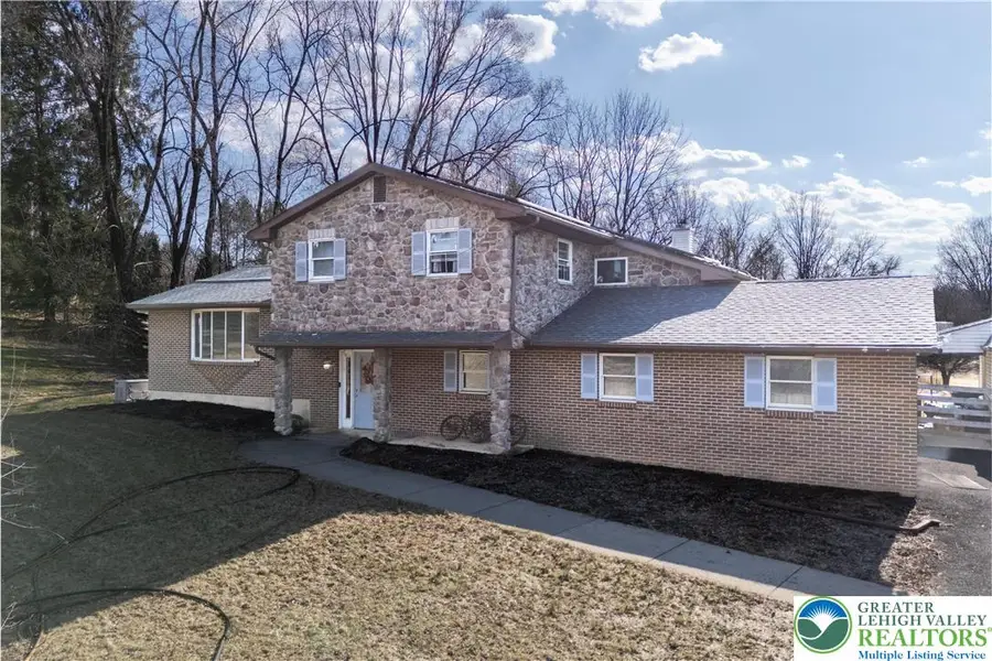 120 Royal Manor Road, Easton, PA 18042 - #2