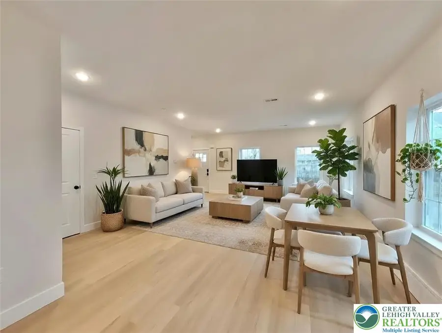 920 Centre Street, Easton, PA 18042 - #2