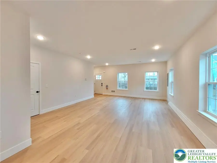 920 Centre Street, Easton, PA 18042 - #3