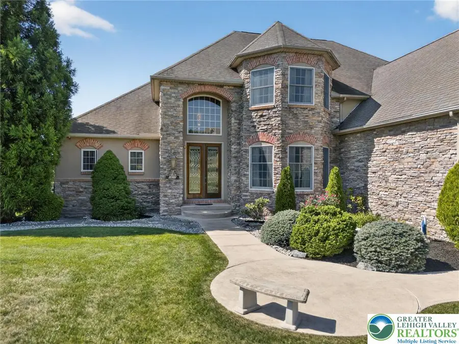 5820 Harvest Place, North Whitehall, PA 18078 - #2