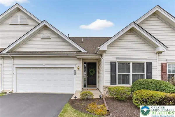 27 Moor Drive, Palmer Twp, PA 18045