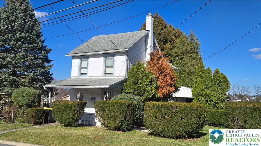 3214 S Front Street, Hokendauqua, PA 18052 - #2