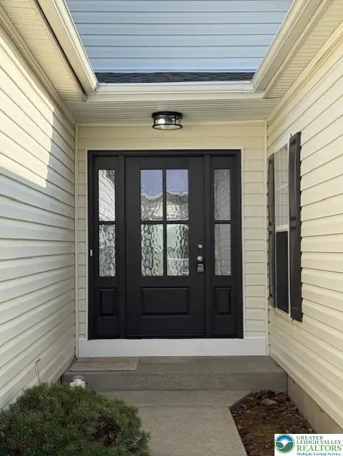 636 San Simeon Place, Forks Township, PA 18040 - #2