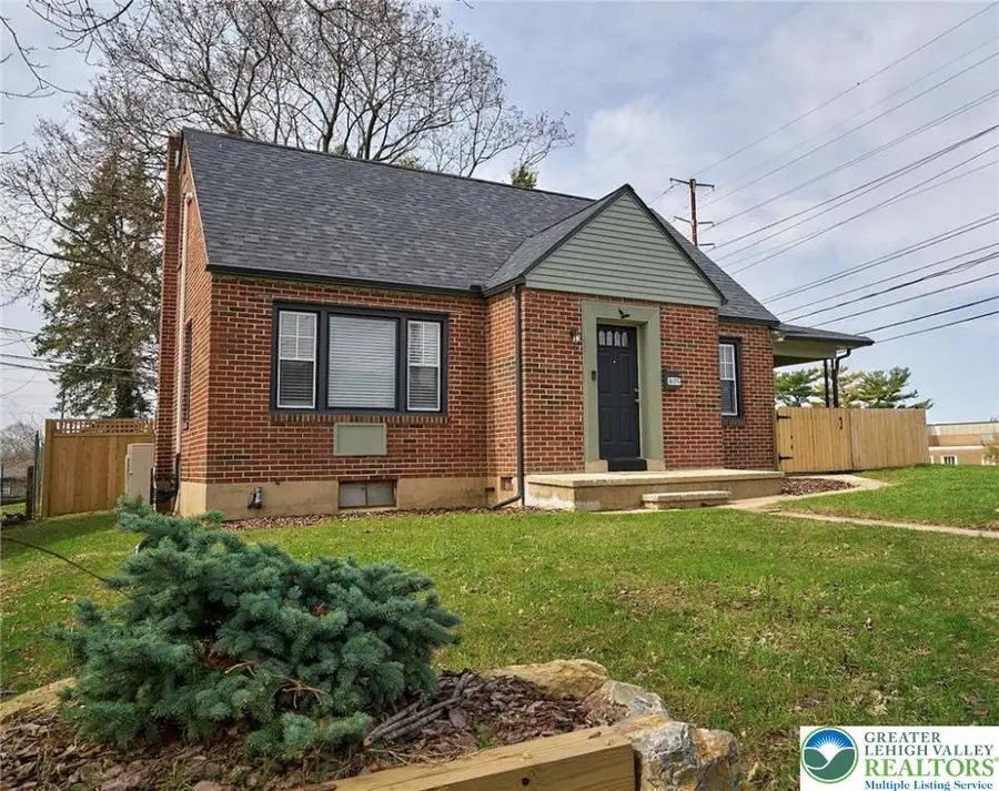 3105 Capital Street, Allentown, PA 18103 - #2