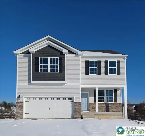 115 Winding Road, Forks Twp, PA 18040