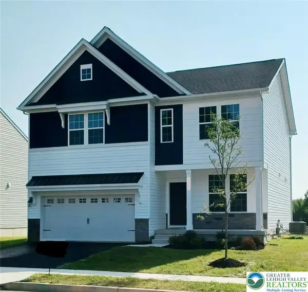 117 Winding Road, Forks Twp, PA 18040