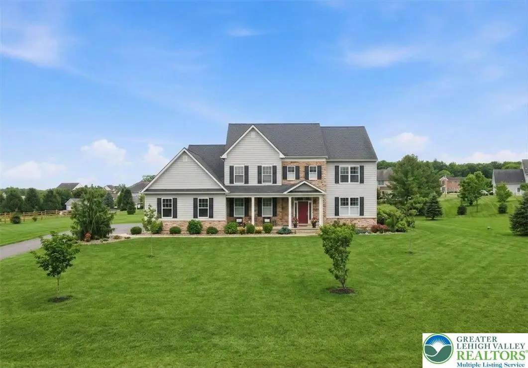 206 Broadview Court, Bushkill, PA 18064 - #1