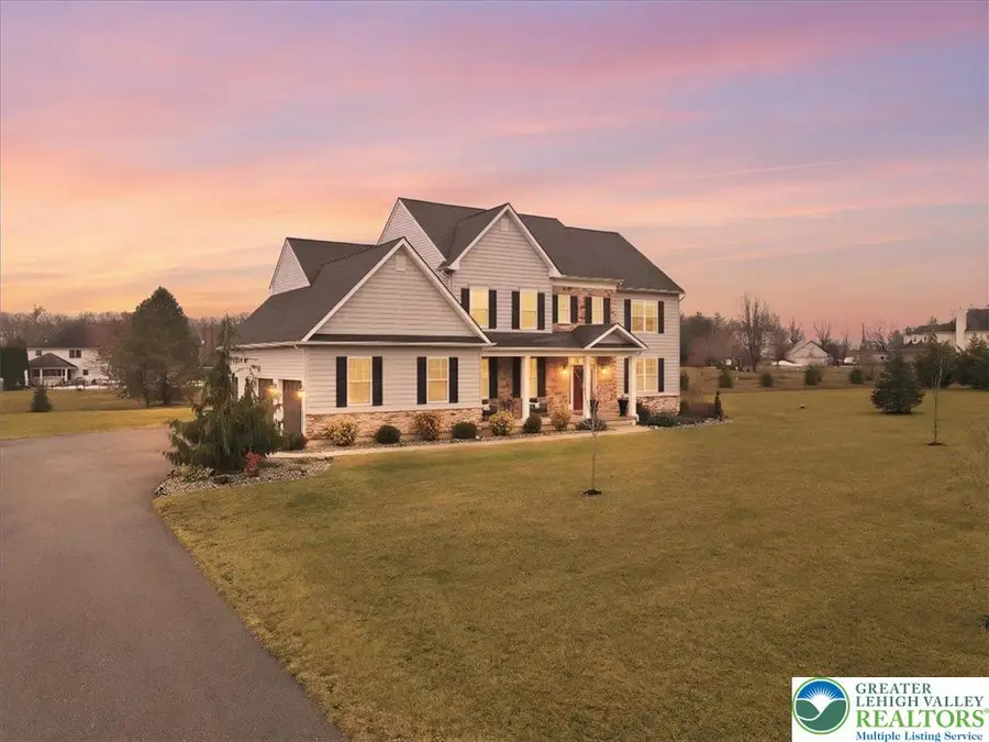 206 Broadview Court, Bushkill, PA 18064 - #3