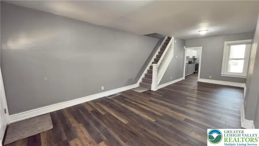 651 N 16th Street, Allentown, PA 18102 - #3