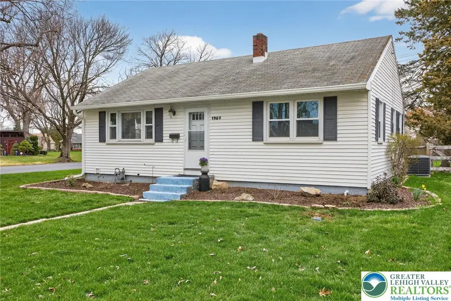 1984 Troxell Street, Hanover, PA 18109 - #2