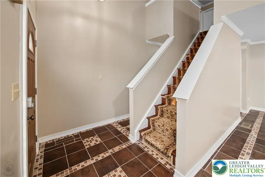 2354 Red Maple Drive, North Whitehall, PA 18037 - #2