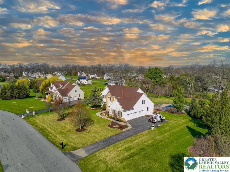 4544 Oakwood Lane, Lower Nazareth, PA 18064 - #2