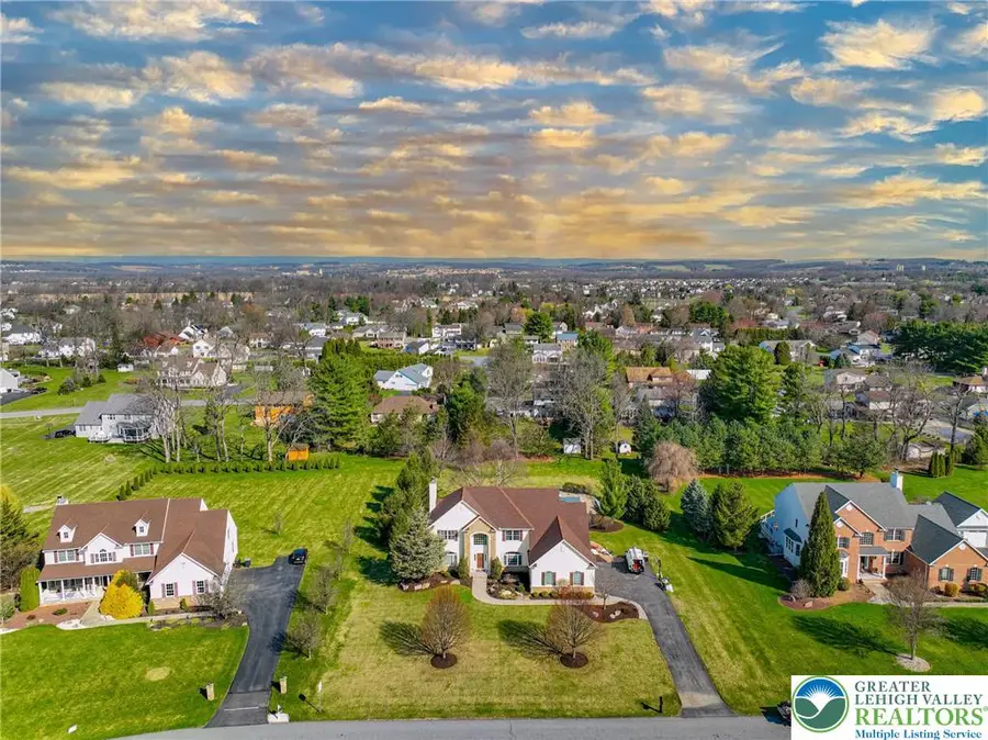 4544 Oakwood Lane, Lower Nazareth, PA 18064 - #3