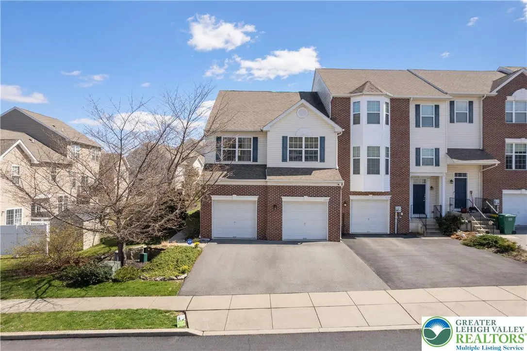 5459 Spring Ridge Drive W, Lower Macungie, PA 18062 - #1