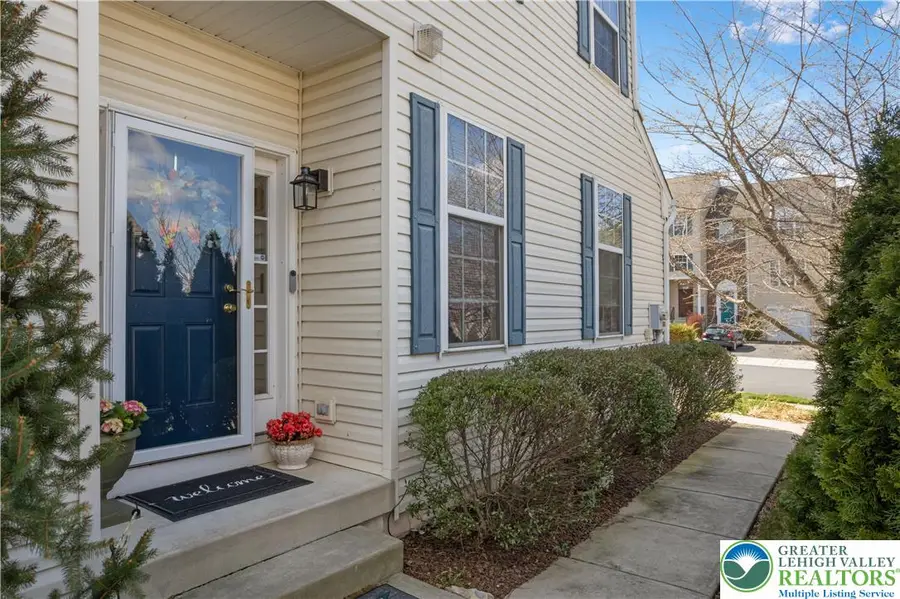 5459 Spring Ridge Drive W, Lower Macungie, PA 18062 - #2