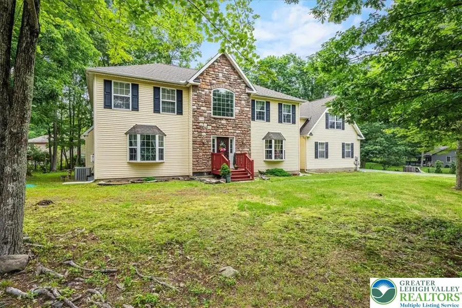 210 Swartsburo Drive, Tamiment, PA 18371 - #2